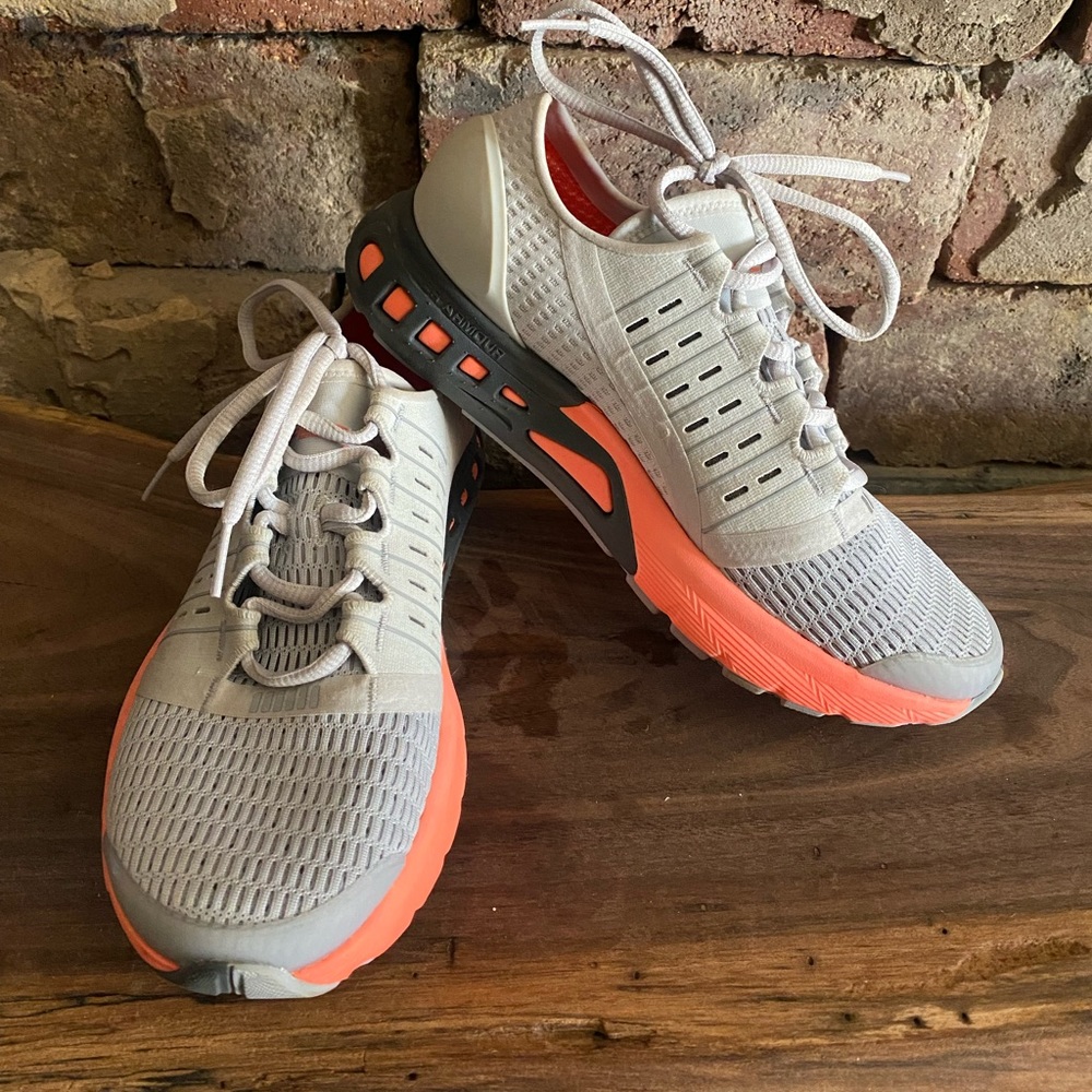 Under armour tennis shoes
